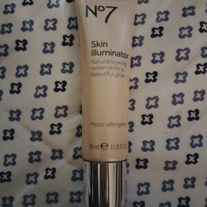 No7 Skin Illuminator NUDE